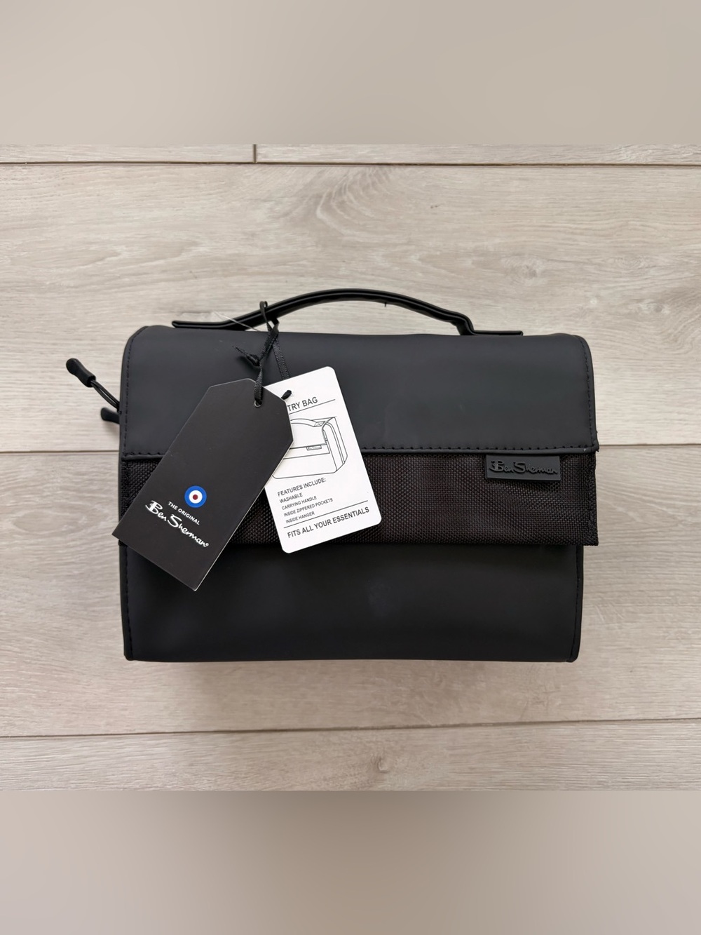 NWT Ben Sherman Black Travel Foldable Hanging Waterproof Men’s Toiletry Bag